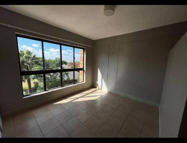1 BEDROOM APARTMENT FOR SALE IN HILLCREST
